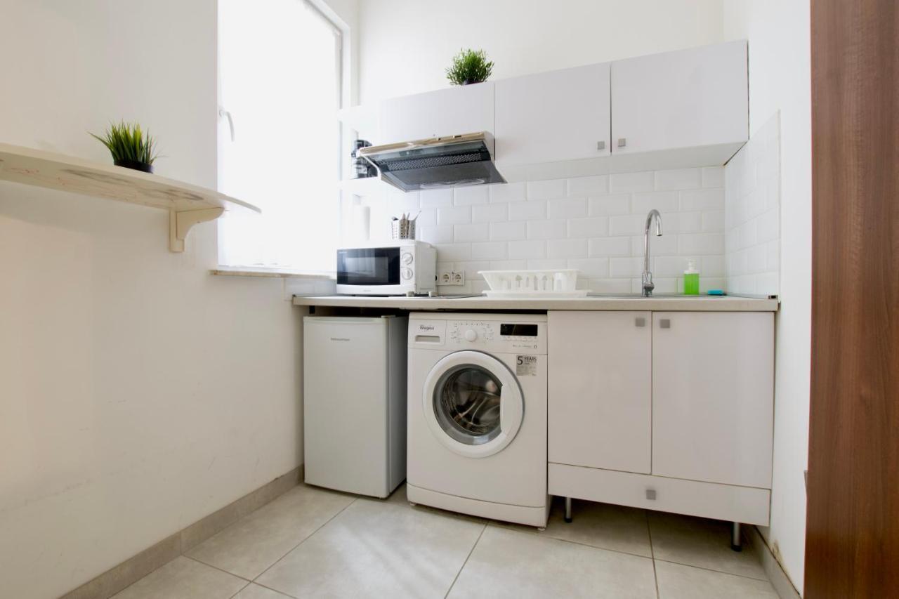 Premium Apartments By Hi5 - Astoria Square 부다페스트 외부 사진