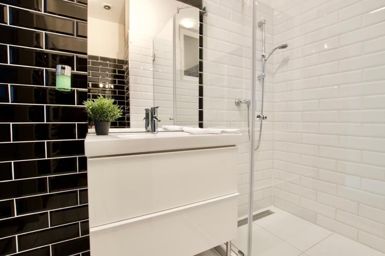 Premium Apartments By Hi5 - Astoria Square 부다페스트 외부 사진