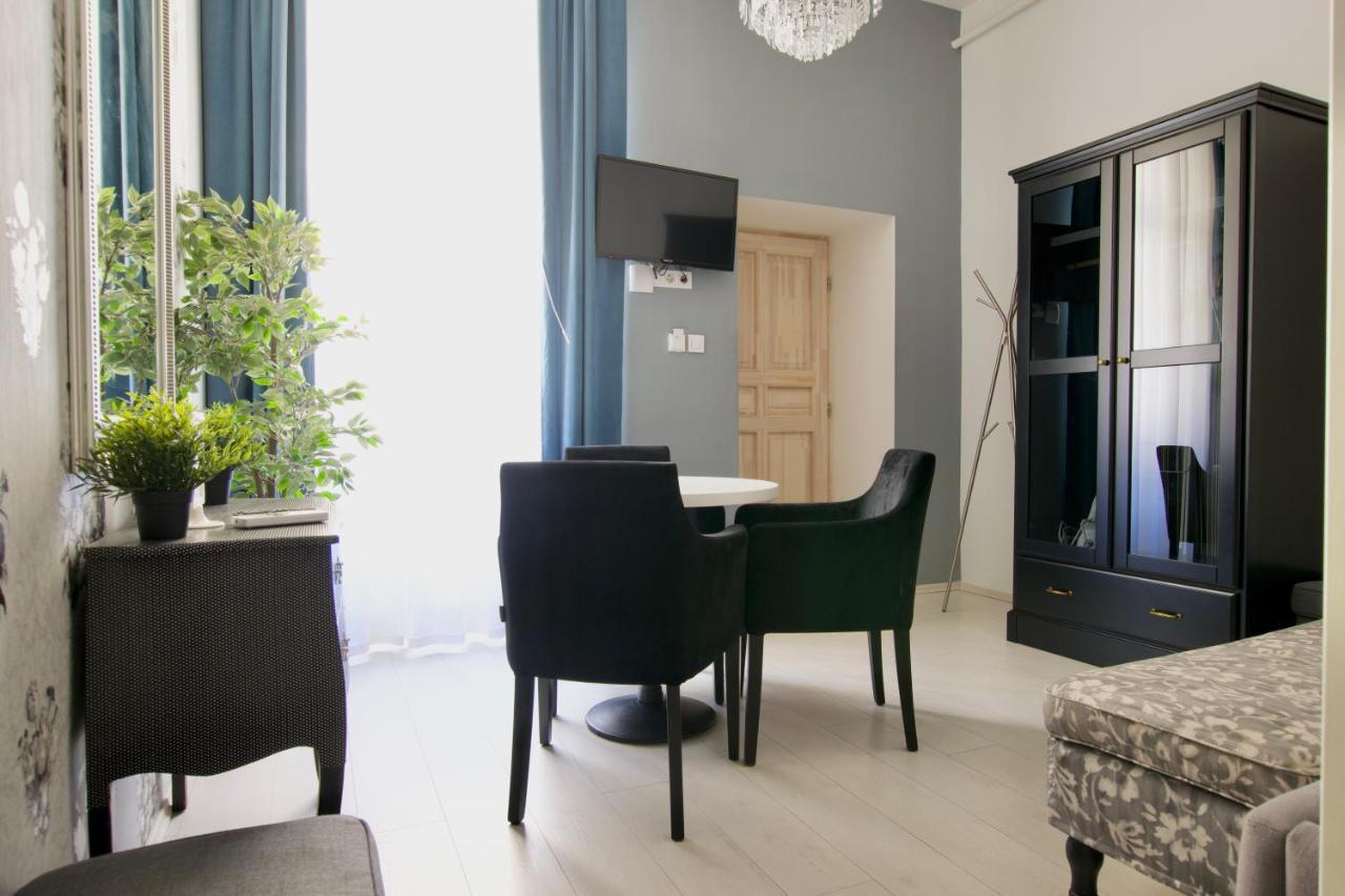Premium Apartments By Hi5 - Astoria Square 부다페스트 외부 사진