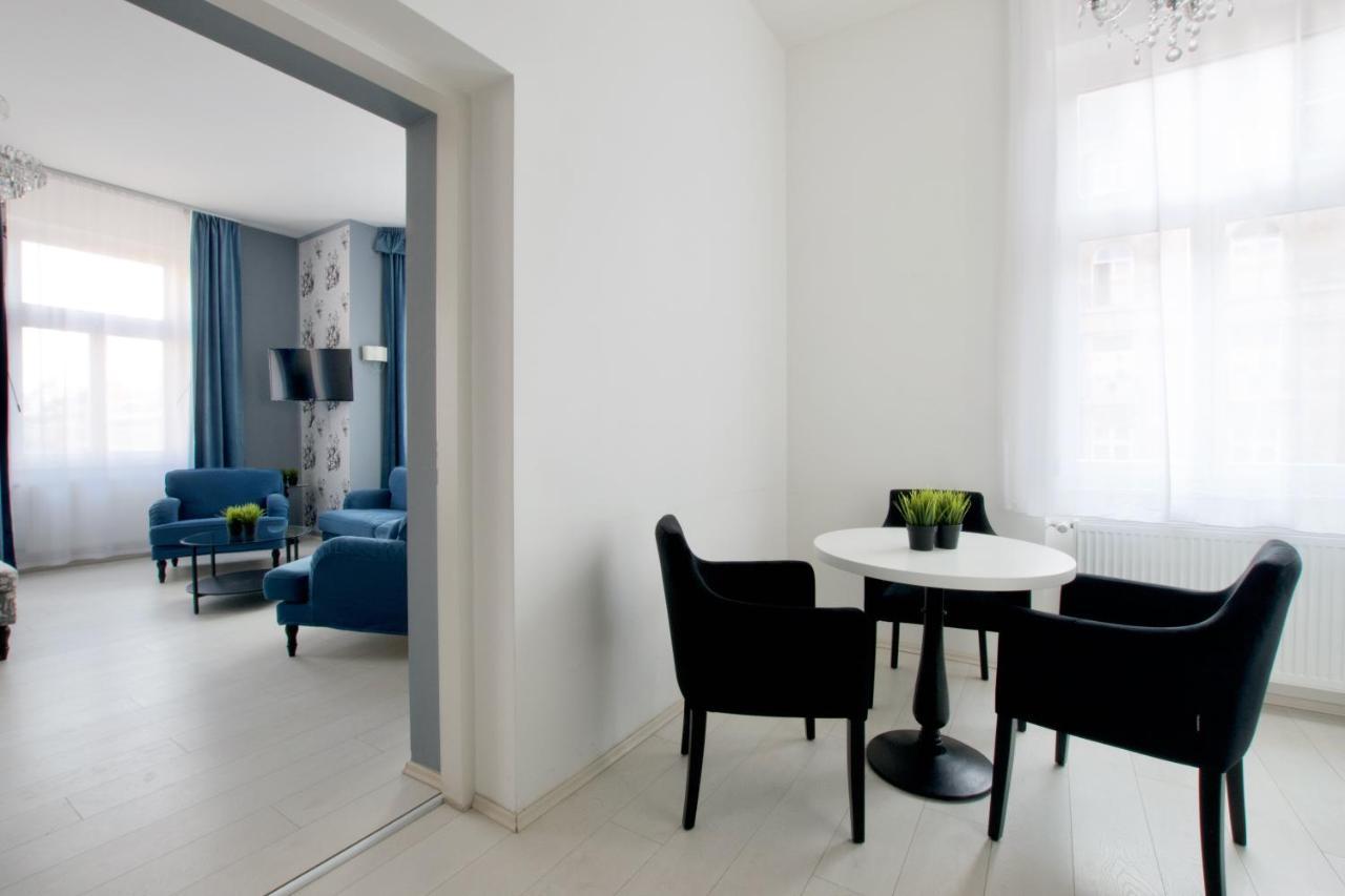 Premium Apartments By Hi5 - Astoria Square 부다페스트 외부 사진
